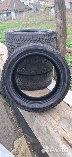 Triangle Snowlink TWT02 225/45 R17 94