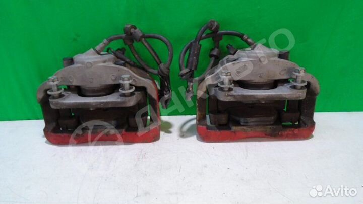 Суппорт тормозной передний левый Bmw 5 E61