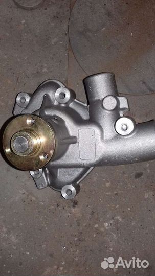 Водяной насос помпа для 406 двигателя
