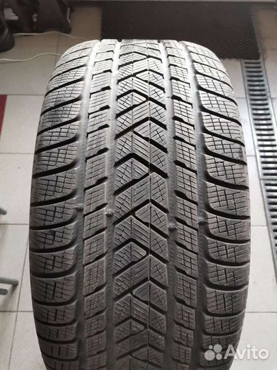 Pirelli Scorpion Winter 295/40 R21