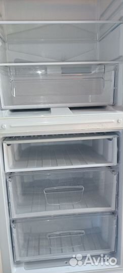 Холодильник Indesit