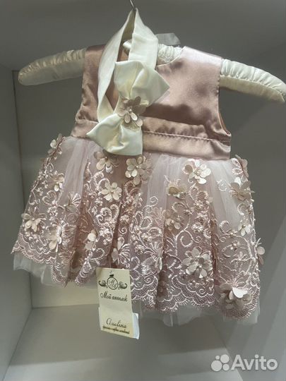 Комплект на выписку для девочки