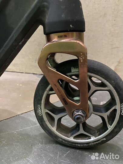 Трюковой самокат oxelo mf 3.6