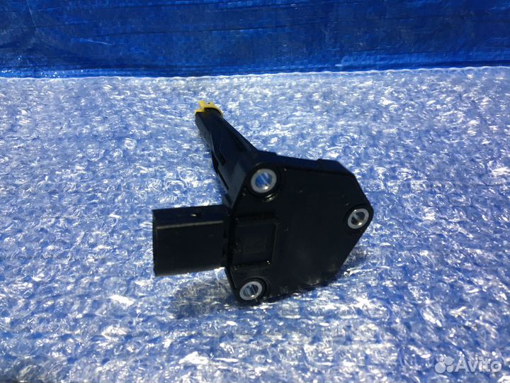 Датчик уровня масла OM 656 654 Mercedes W223 W213