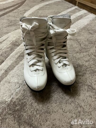 Коньки фигурные детские 31 размер
