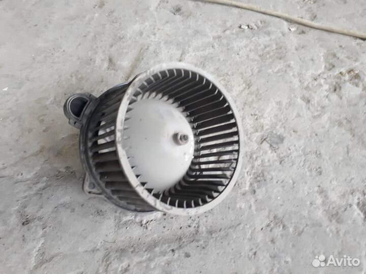 Моторчик печки Hyundai Getz 2005 97112-1C000