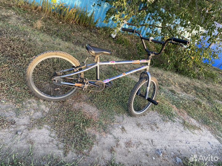 Трюковой велосипед бмх