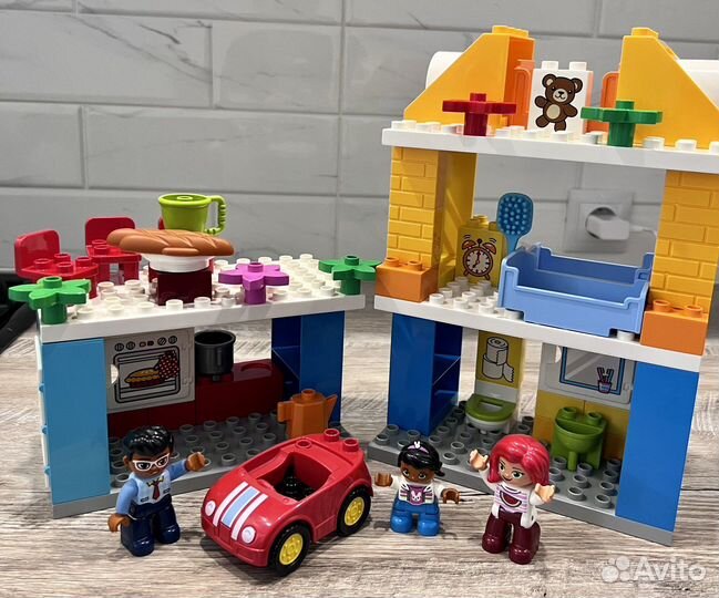 Конструктор Lego duplo Семейный дом 10835