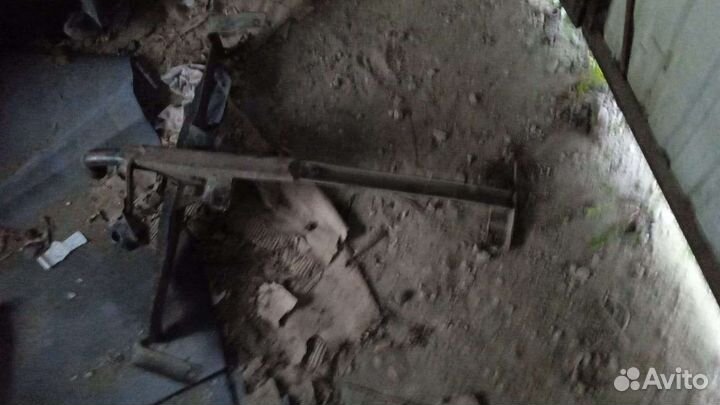 Фаркоп на ауди 80