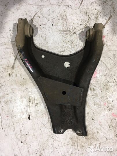 Рычаги подвески передний правый (Renault Duster)