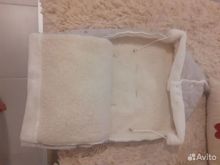 Конверт зимний, одеяло и подушка в кроватку в