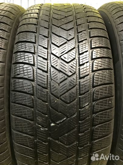Pirelli Scorpion Winter 315/40 R21 и 285/45 R21 115W