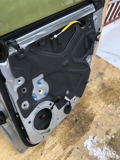 Дверь задняя правая Audi A4 B7