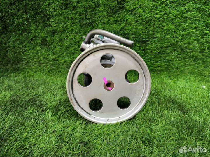 Насос гур Audi A4 B8 CDN