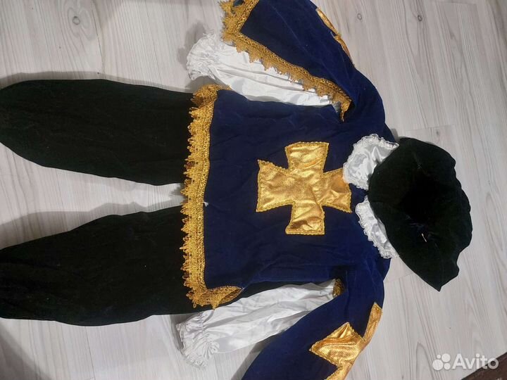 Костюм мушкетера