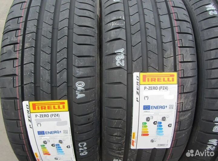 Pirelli P Zero PZ4 245/35 R20 и 275/30 R20 95Y