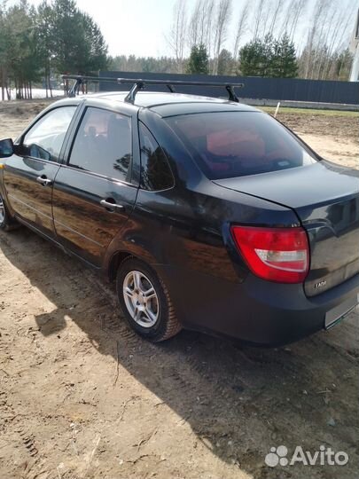LADA Granta 1.6 МТ, 2012, 136 000 км