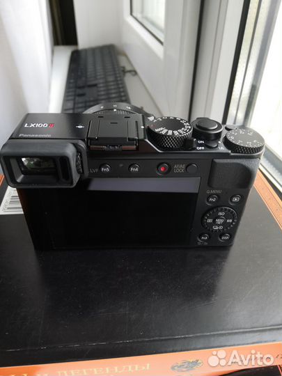 Lumix dc-lx100m2