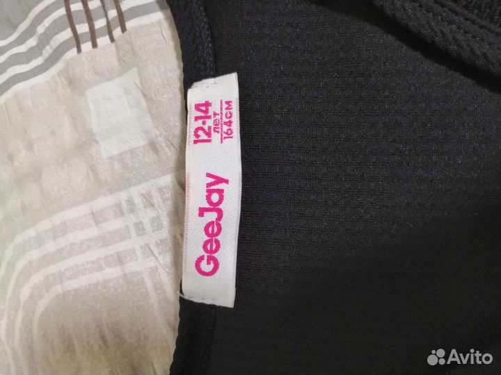 Школьный костюм для девочки