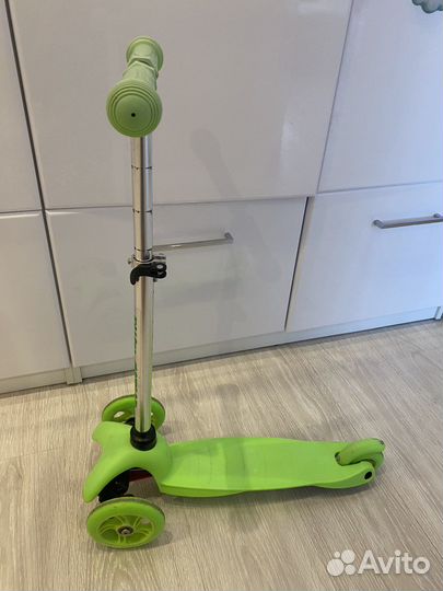 Самокат детский трехколесный