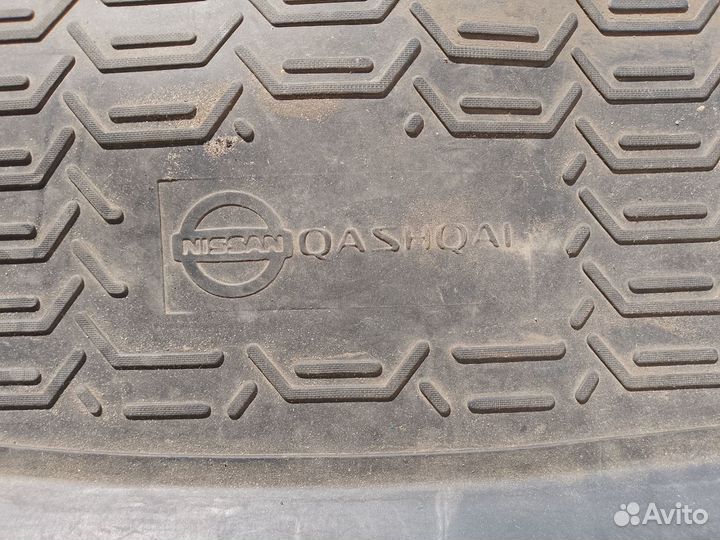 Коврик в багажник оригинал Nissan Qashqai