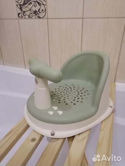 Стульчик для купания в ванной
