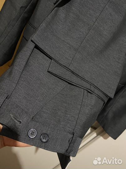 Костюм школьный