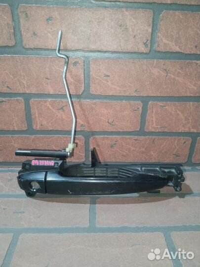 Ручка двери внешняя toyota alphard MNH10W 1MZ-FE FR/RH