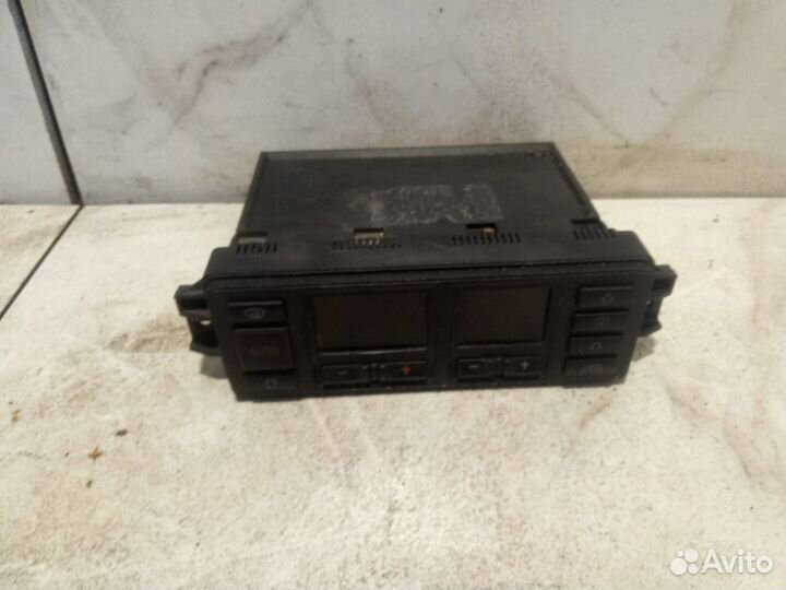 Блок управления печки/климат-контроля Audi 100
