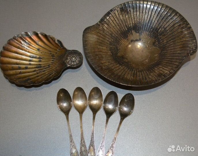 Мельхиоровая посуда - икорница+ ложки