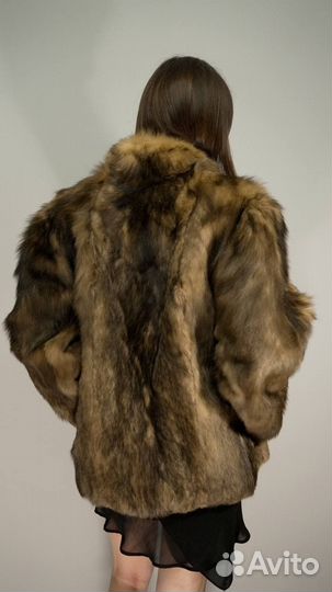 Шуба из натурального меха волка