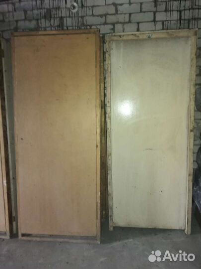 Двери, дверные блоки