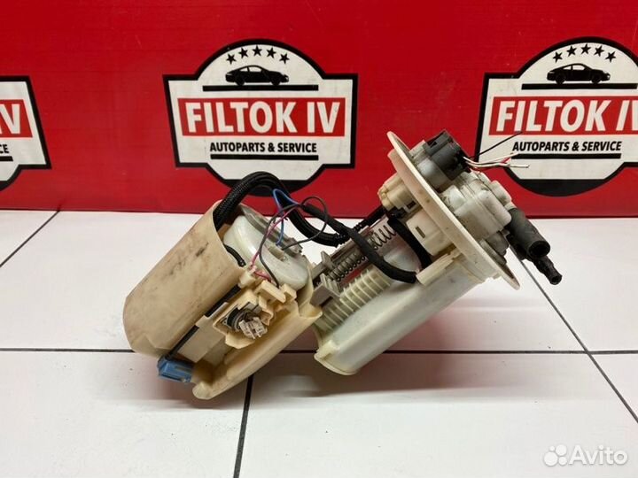 Насос топливный Toyota Prius ZVW30 2zrfxe 2009