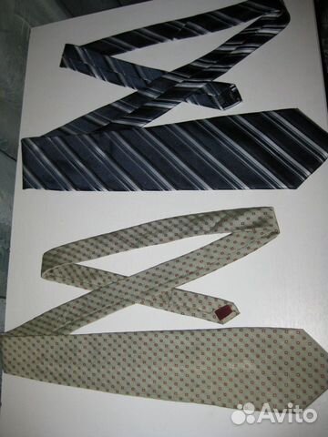 Костюм светлый с галстуками