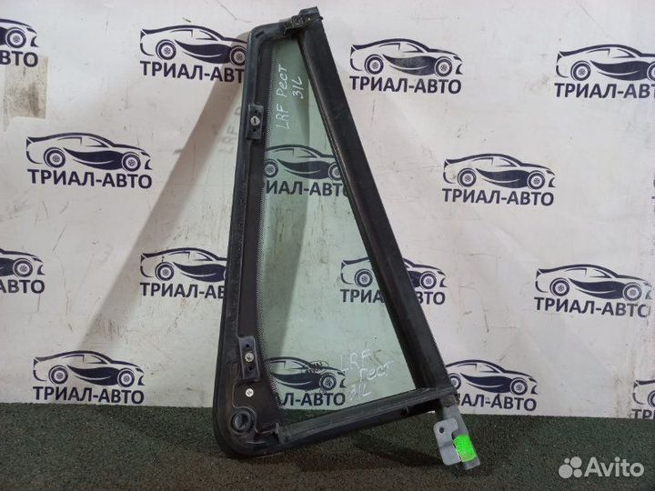 Стекло двери форточка заднее левое Land Rover