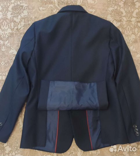 Пиджак для мальчика школьный