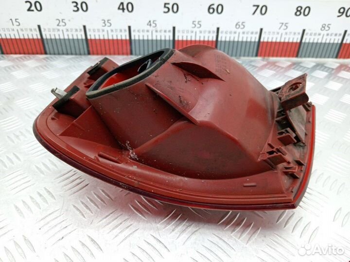 Фонарь задний левый для Volkswagen Passat 6