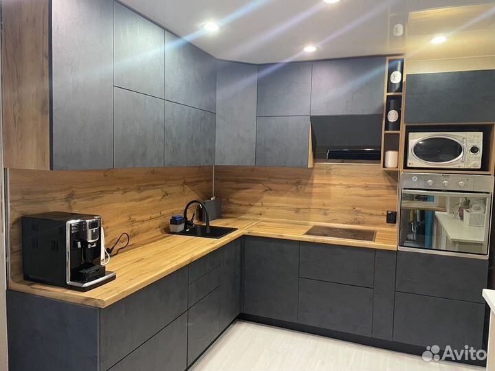 Кухонный гарнитур новый модульный