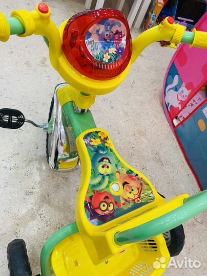 Детский трехколесный велосипед