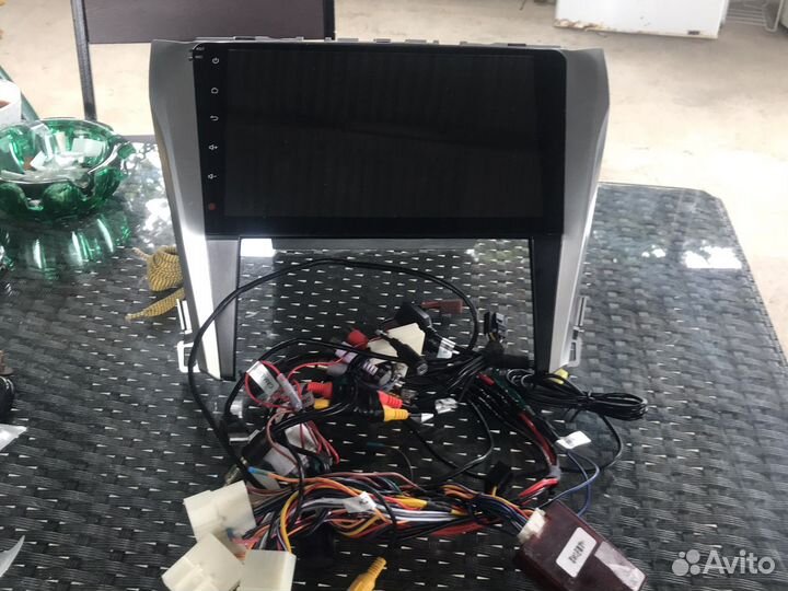 Магнитола на toyota camry 55