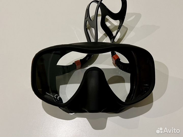 Маска для дайвинга Mares Juno черный/красный