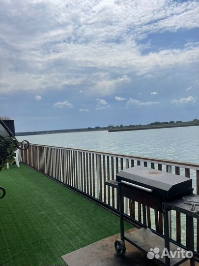 Аренда плавдачи. Хаусбота. Отдых на воде