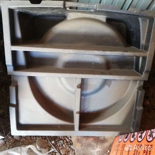 Поддон багажника на спринтер-кариб(последний кузов