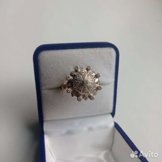 Золотое кольцо с бриллиантами