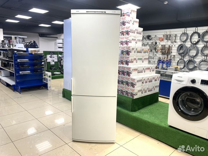 Холодильник siemens