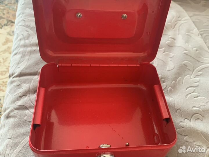 Сейф для денег