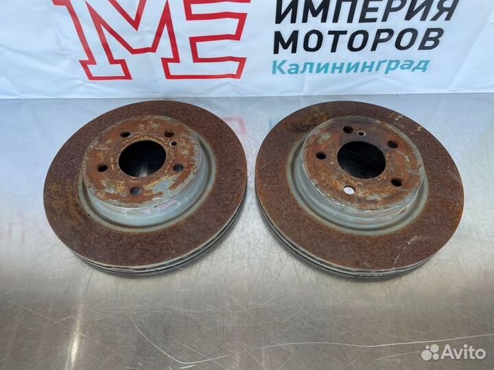 Тормозные диски комплект заднее Mercedes W207 W204