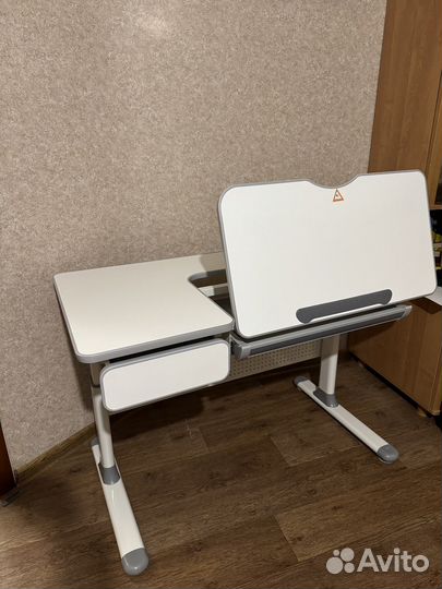 Растущая парта Cubby