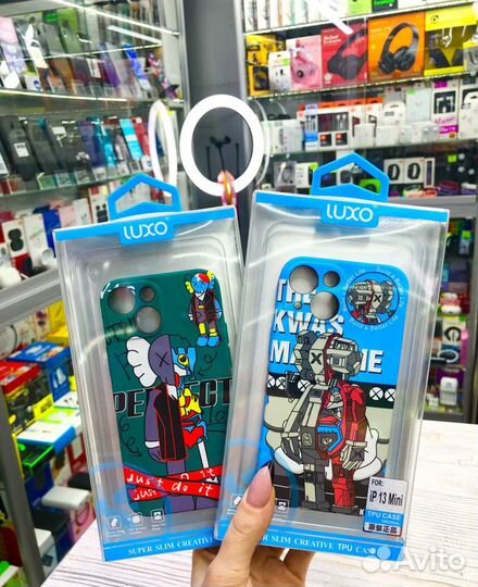 Чехол на iPhone 13 Mini Kaws