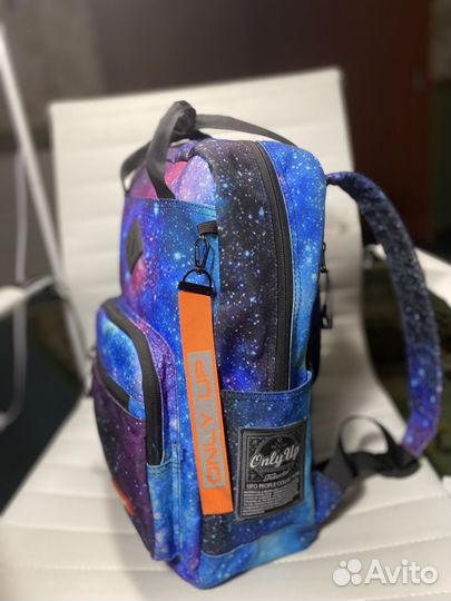 Школьный рюкзак космос
